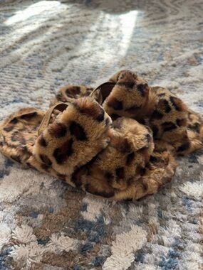 Faux Fur Leopard-Print Slide Slippers for Women